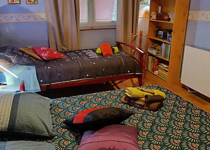 D'hotes Chez Nous *